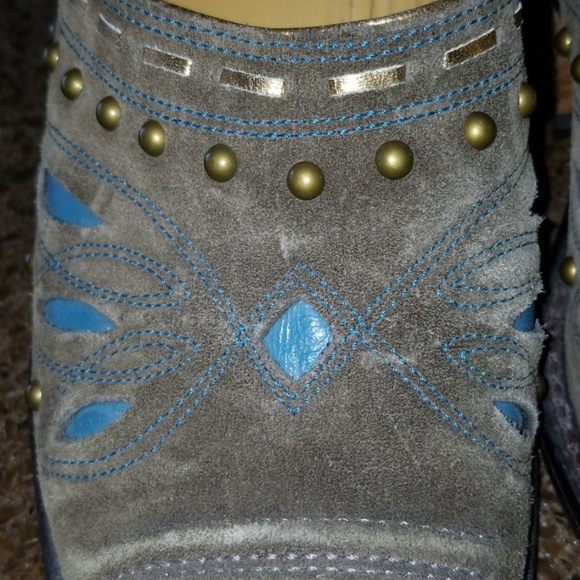 Cole Haan Olive Suede Mules w Brass Accents! - Picture 7 of 8